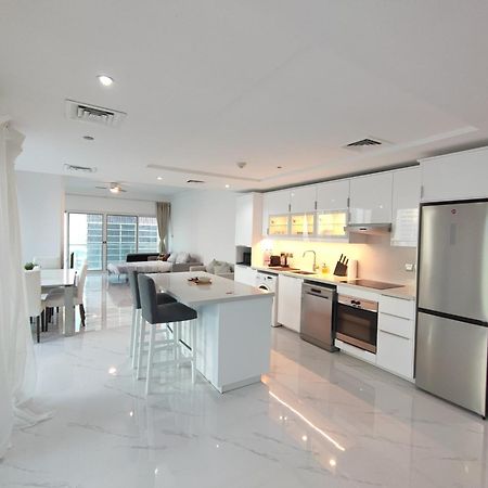 One Bedroom Apartment With Pool & Gym Near Marina Dubaj Zewnętrze zdjęcie