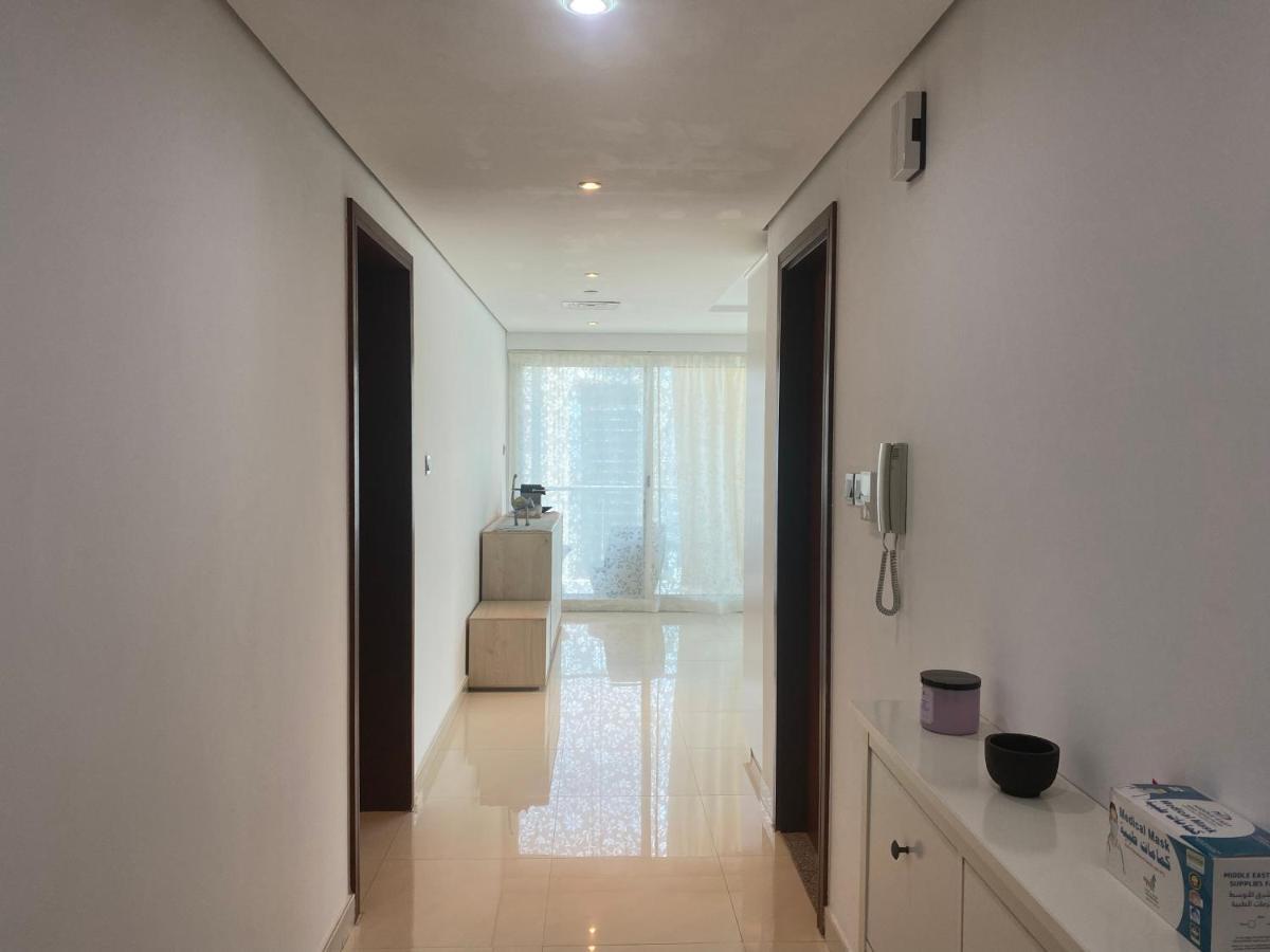 One Bedroom Apartment With Pool & Gym Near Marina Dubaj Zewnętrze zdjęcie