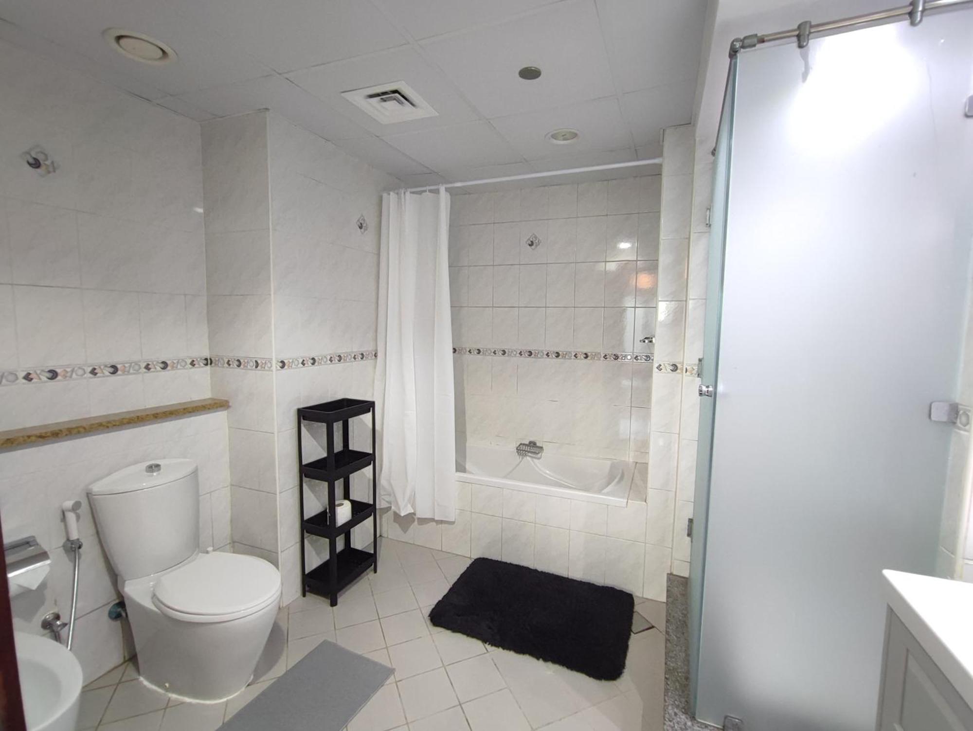 One Bedroom Apartment With Pool & Gym Near Marina Dubaj Zewnętrze zdjęcie