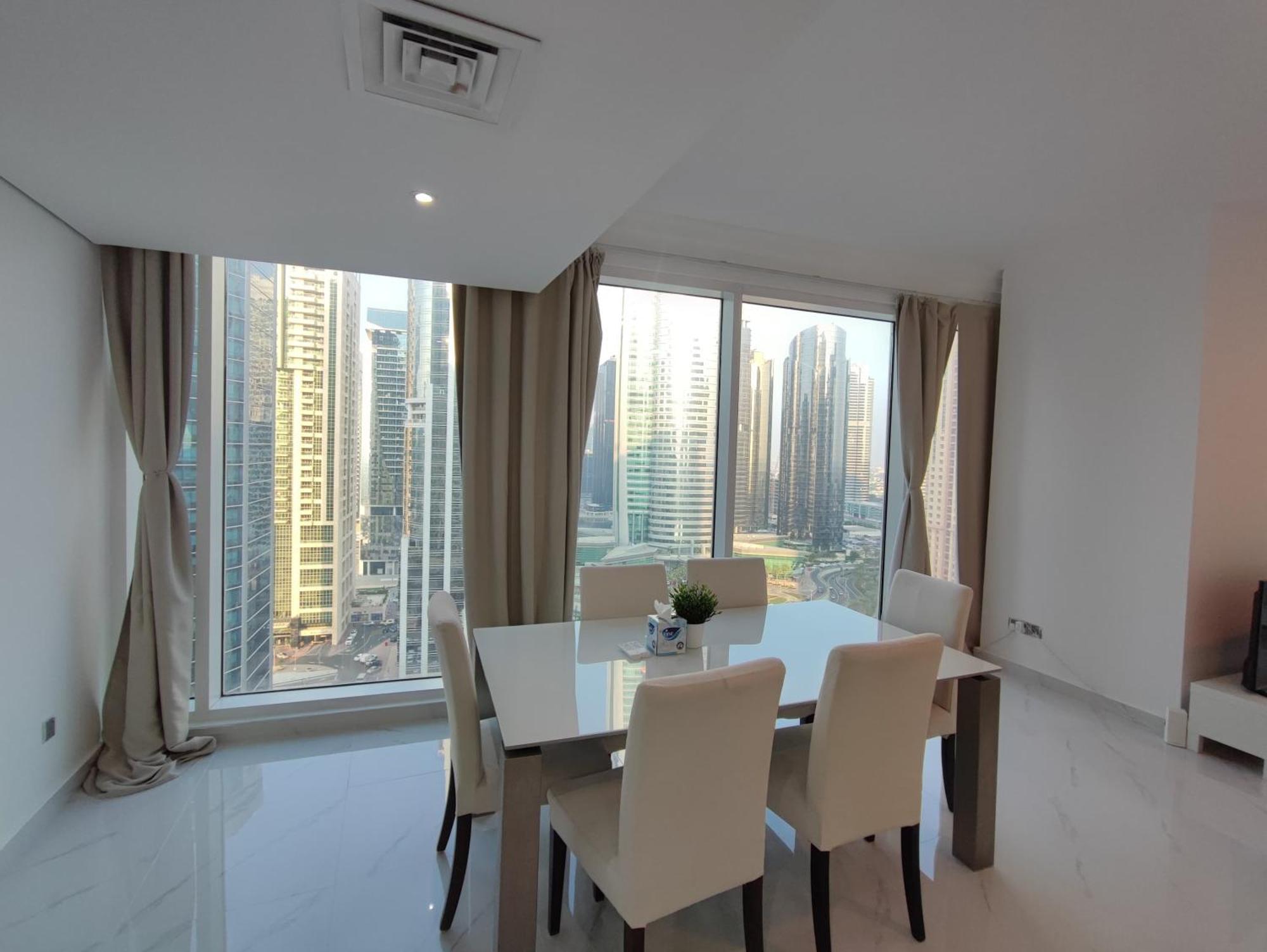 One Bedroom Apartment With Pool & Gym Near Marina Dubaj Zewnętrze zdjęcie
